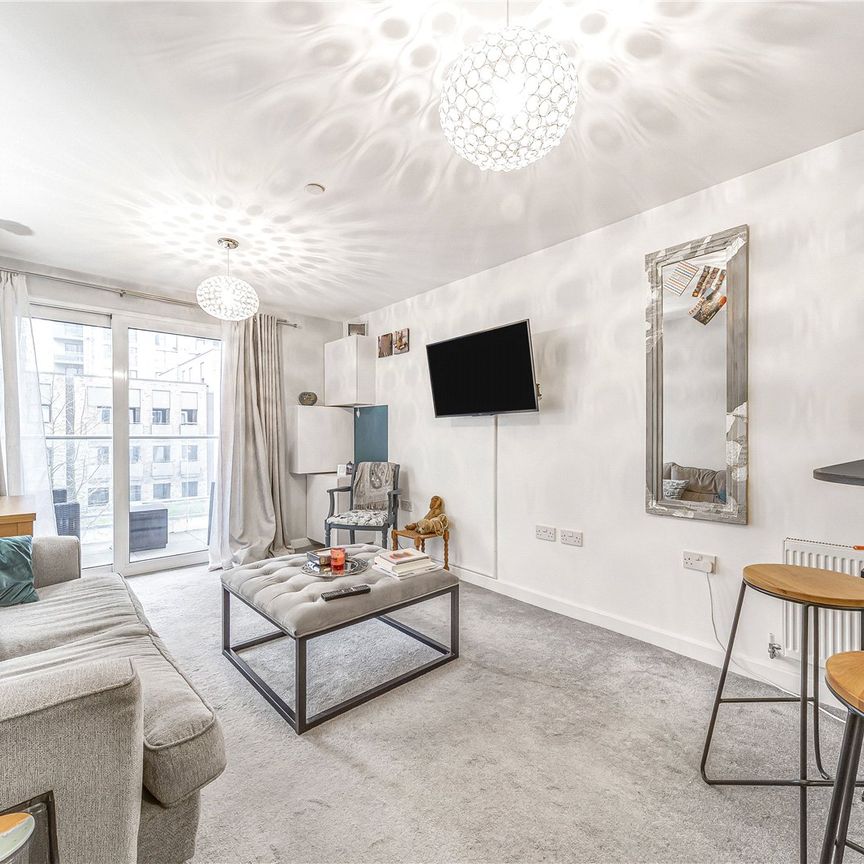 Barge Walk, Greenwich Peninsula, SE10, London - Photo 1