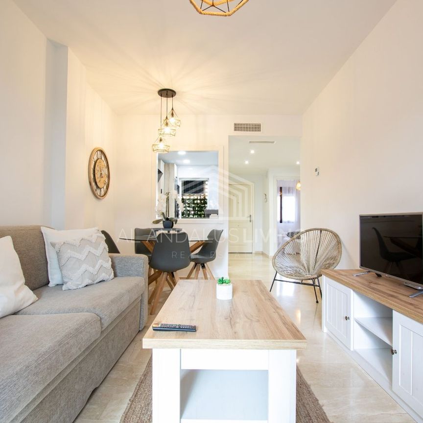 Alquiler de piso en Calle Esmeralda, 1 - Photo 1