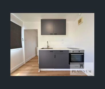 Step inside to discover a furnished small home that’s comfortable, ... - Photo 3