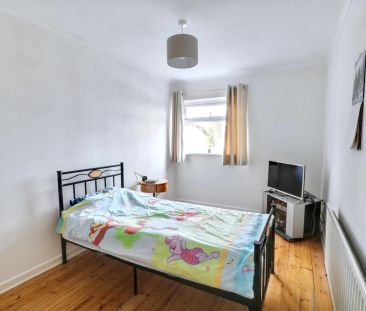 Featherstone Grove, STOKE-ON-TRENT - Photo 6