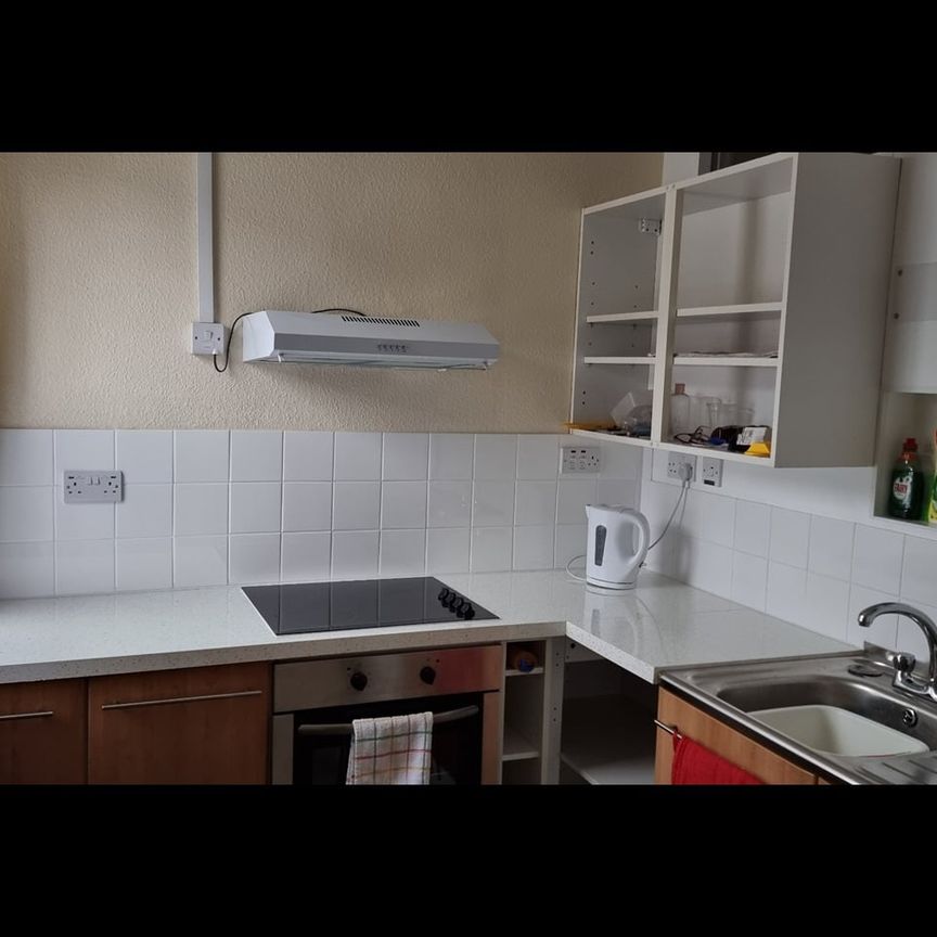 1 Bed Flat, Saxby St, LE2 - Photo 1