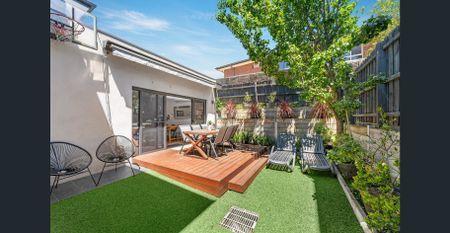 Spacious Modern Living and Family Haven in Serpell Primary Zone - Photo 2