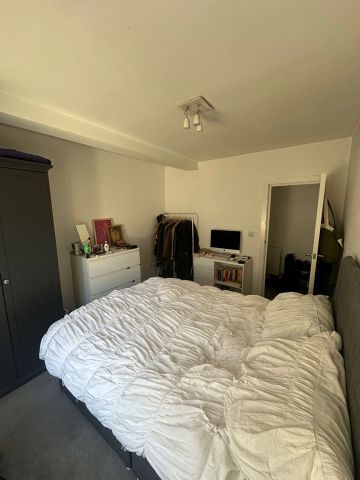 3 Bed Flat, Tomline House, SE1 - Photo 3