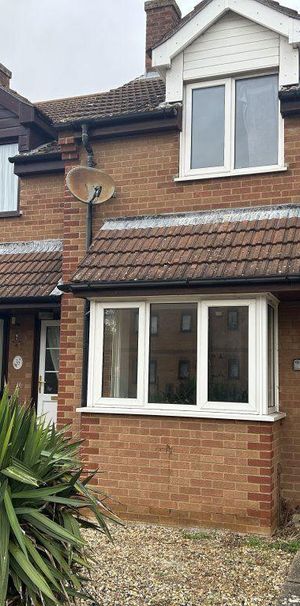 2 bedroom terraced house to rent - Photo 1