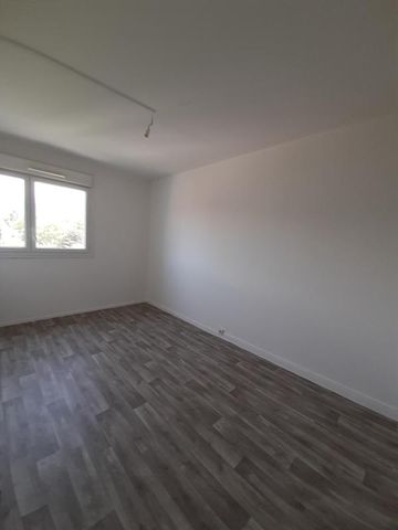 T5- 37 RUE GEORGES DE MANTEYER 38100 GRENOBLE - Photo 3