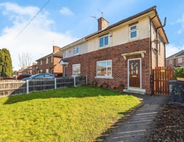 3 bedroom semi-detached house to rent - Photo 1