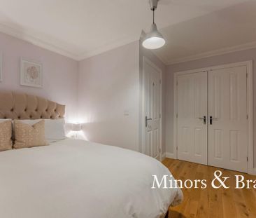 2 bedroom terraced house to rent - Photo 2