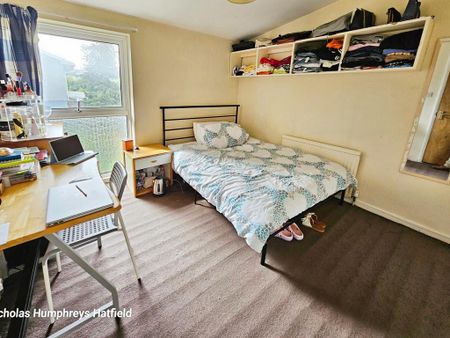 5 bedroom terraced house to rent - Photo 2