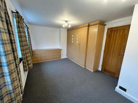 2 bedroom end of terrace house to rent - Photo 5