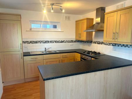 1 bedroom flat to rent - Photo 3