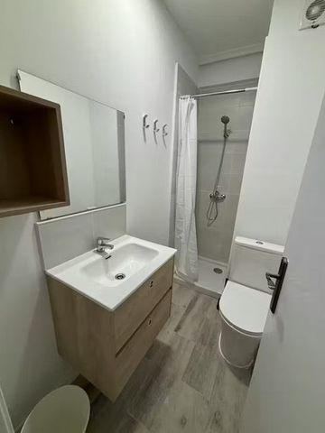 Carrer de lEnginyer José Sirera, Valencia, Valencian Community 46017 - Photo 4