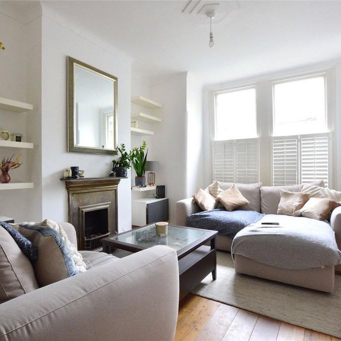 2 bedroom terraced house to rent - Photo 1