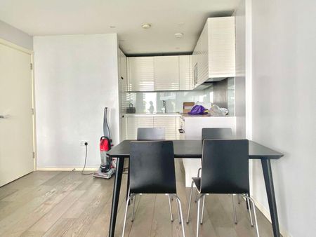 Worcester Point Whole flat - Photo 5