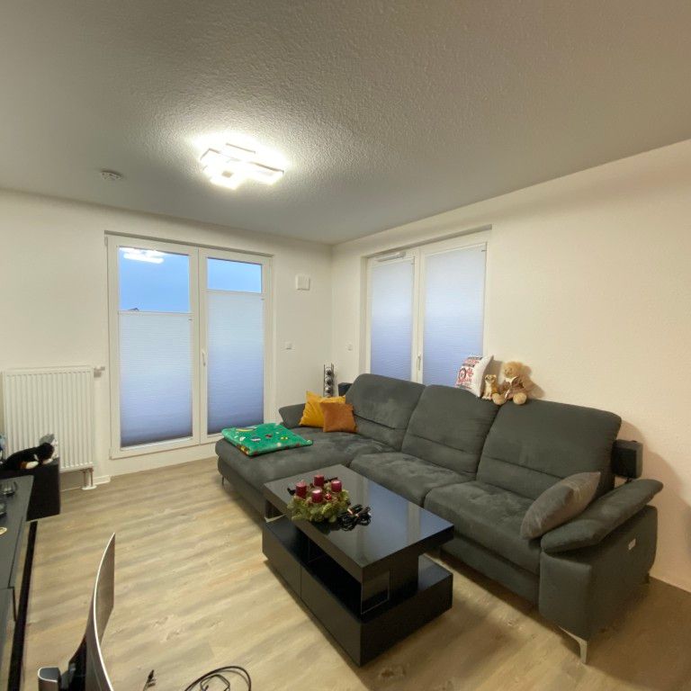 Traumhafte 3-Zi Whg. mit großer Dachterrasse zu vermieten! - Photo 1