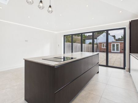 Knighton Way Lane, Denham, Uxbridge,UB9 - Photo 5