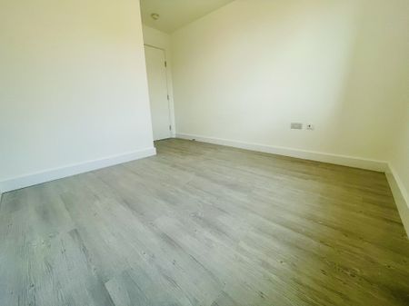 Bingley Road, Bradford - Photo 5