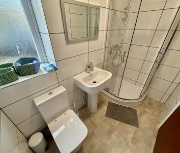 House share to rent - Photo 5