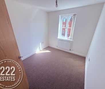 Rylands Drive - Warrington - WA2 - Photo 4
