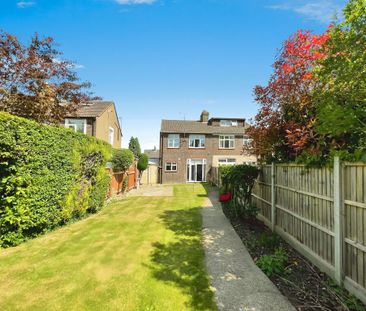 3 bedroom semi-detached house to rent - Photo 3