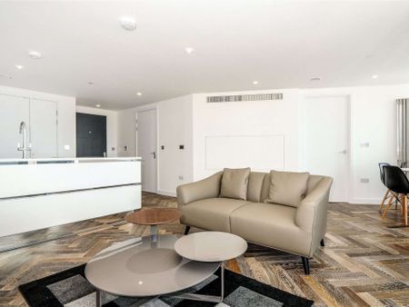 Savills are pleased to present a one bedroom apartment on the 10th floor in the Eagle Point. - Photo 3