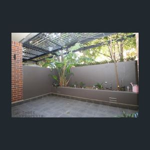 Watermark Plaza on Point Street - Photo 2