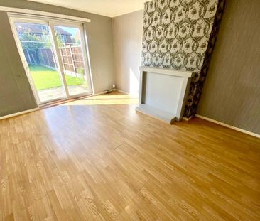 3 bedroom semi-detached house to rent - Photo 3