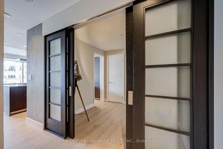 180 University Avenue condo — Toronto, ON (1-Bedroom) - 1 Bedroom - Photo 2