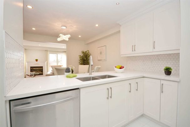 For Lease - 22 Berkindale Court, Brampton, Ontario - Photo 1