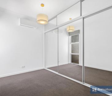 MODERN AND WELL APPOINTED IN CONVENIENT LOCATION - Photo 3