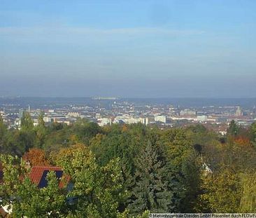 Traumwohnung mit großer Dachterrasse, Balkon und Eckbadewanne in Coschütz !!! - Photo 1