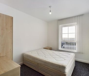 2 bedroom flat to rent - Photo 4