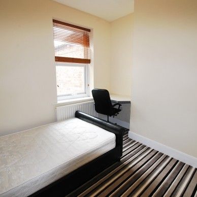 4 Bed - Meldon Terrace, Heaton - Photo 1