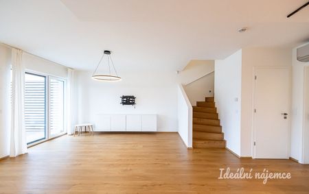 Pronájem bytu 4+kk 120 m² - Photo 2
