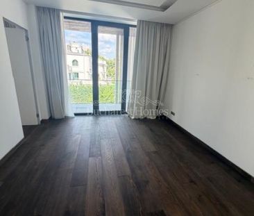 Elegant Two Bedroom Residence in One of Bucharest s Most Exclusive ... - Photo 3