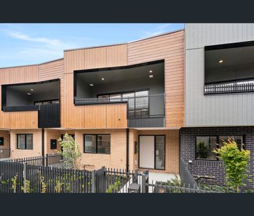 18 Kyle Road, Altona North, Vic 3025 - Photo 1