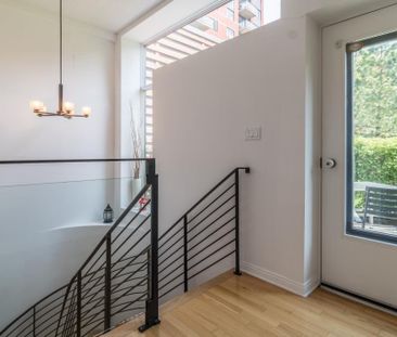 571 Rue de la Montagne, H3C 0B2, H3C 0B2, Montréal - Photo 4