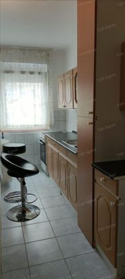 Kiadó jó állapotú panel lakás - Szolnok - Photo 1