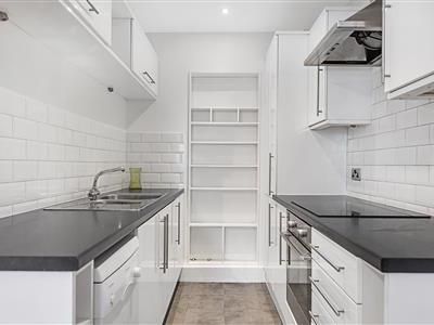 Putney Hill, SW15 - Photo 3
