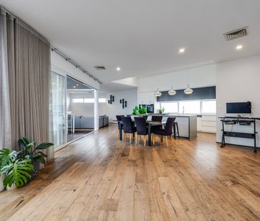 20 Maldives Drive, Hillarys WA 6025 - House For Rent | Domain - Photo 2