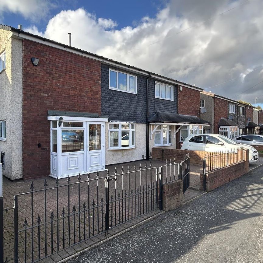 Bromfield Crescent, Wednesbury - Photo 1