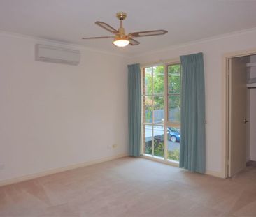 Sweet home in unbeatable location - Photo 4