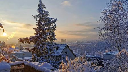 3 Zimmer-Wohnung in Zürich - Kreis 10 Höngg, möbliert, auf Zeit - Photo 3
