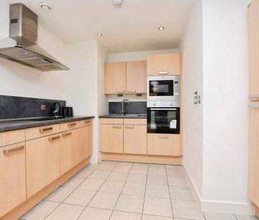 1 bedroom flat to rent - Photo 6