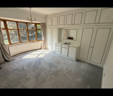 4 Bed Semi-Detached House, Eccles Old Road, M6 - Photo 6