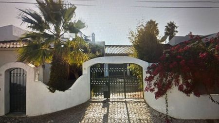 4 Bedroom House with swimming pool, Areia, Cascais - Photo 4