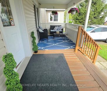 For Lease - 5404 Bridge Street, Niagara Falls, Ontario - Photo 6