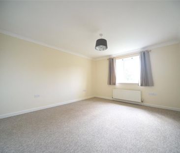 4 bedroom detached house to rent - Photo 1