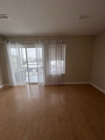 For Lease - 117 Keltie Private Unit# 5, Barrhaven, Ontario - Photo 2