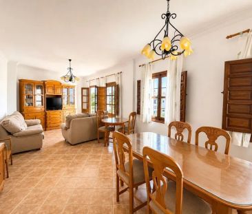 Alquiler de casa de pueblo en Calle las Huertas - Photo 4