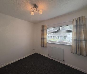 42 Railway Street, Comber, BT23 5HQ - Photo 4